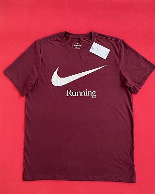 Camiseta Nike Running Vinho Masculina