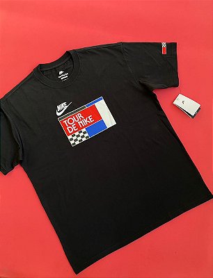 Camiseta Nike Sportswear Oversized Tour de Nike Preta Masculina
