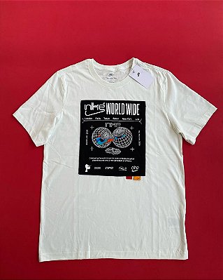 Camiseta Nike Sportswear Worldwide Masculina