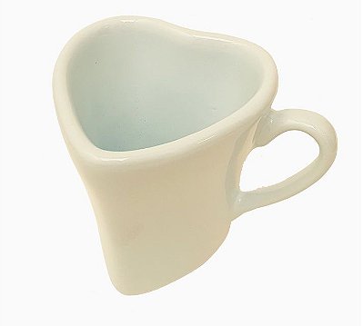 Caneca Formato de Coração em Cerâmica - Branca