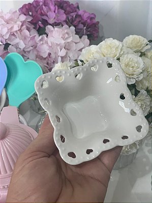 Mini Bowl Quadrado com Detalhe em Coração