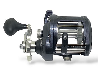 Carretilha Shimano Tekota 800 PG 2022 Direita