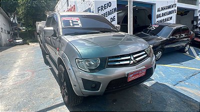 Mitsubishi L200 Triton HPE 4x4 3.2 – Cabine Dupla | 2013