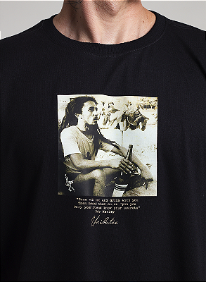 Camiseta Unibutec Bob Marley Drinking