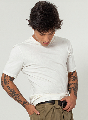 Camiseta Lisa Comfort Premium Unibutec Off White