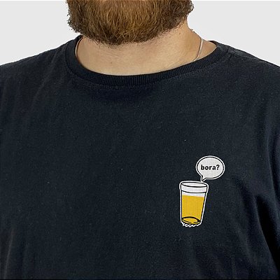 Camiseta Preta Unibutec Basic Copo de Cerveja, Bora?