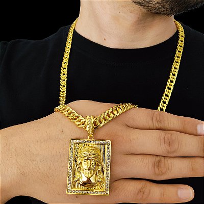Cordão Grummet Lacraia 10mm fecho DUPLO Banhado a Ouro 18K + Pingente Jesus Cravejado