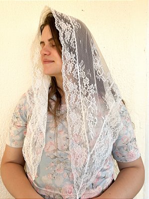 Véu Gerânio Branco Triangular Pequeno