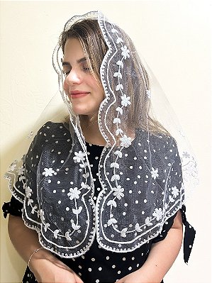 Véu Bordado Flores e Folhas Branco