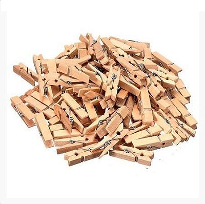 Pregadores de madeira médios