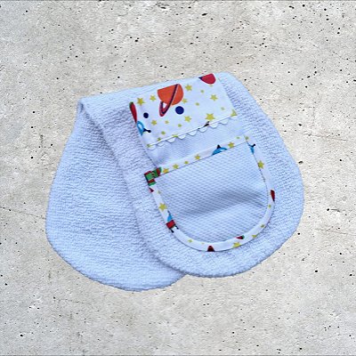 Regurgitador com Toalhinha de Boca | Enxoval de Bebê | Estampa Espacial