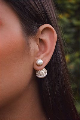 Brincos Inspiração Bola Ouro Cravejado com Pérola Garantia Semijoia