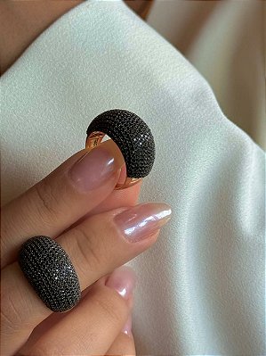 Anel Banho a Ouro 18k Cravejado Zircônia Preta com Garantia