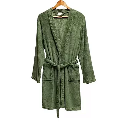 ROUPAO NIA ESSENCE LISO VERDE FLORESTA GG