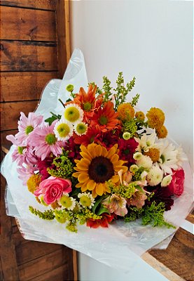 Buquê de Flores Campestre M