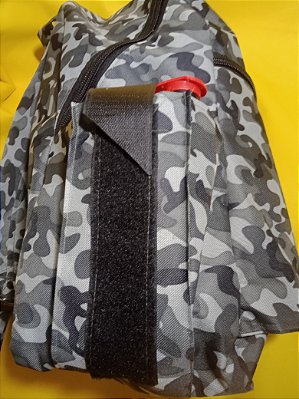 MOCHILA REAL CAMUFLADA CINZA