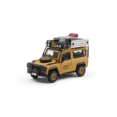 PRÉ-VENDA Mini GT #1308 Land Rover Defender 90 1985 Camel Trophy Borneo Team Brazil