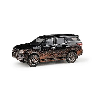 PRÉ-VENDA Para64 Toyota Hillux SW4 Fortuner 2023 Dirty Version