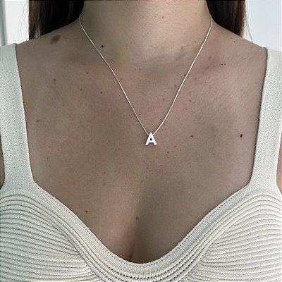 Colar com Letra Inicial em Madrepérola - Prata 925