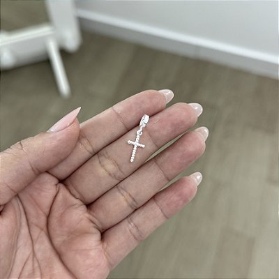 Berloque Cruz com Detalhes - Prata 925