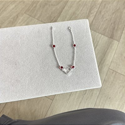 Pulseira Coração Vazado e Pontos de Luz Vermelhos - Prata 925