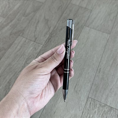 Caneta Personalizável Preta - Tinta azul
