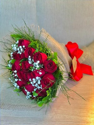 Buquê Rústico 20 Rosas