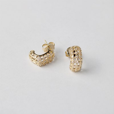 Brinco Folheado com Zircônia Vazado