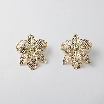 Brinco Metal Flor