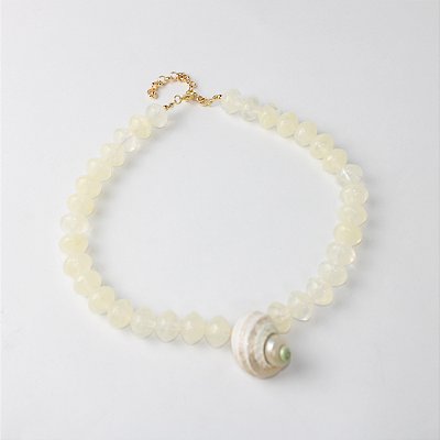 Colar Resina Concha Marfim