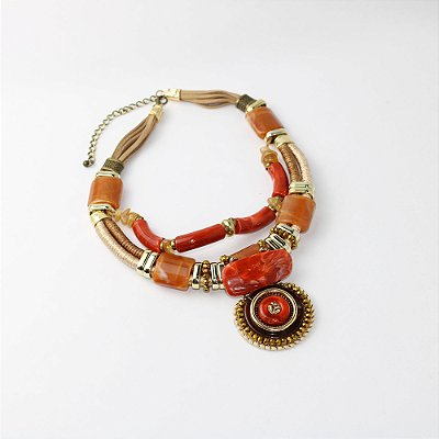 Colar Metal Curto Âmbar e Coral