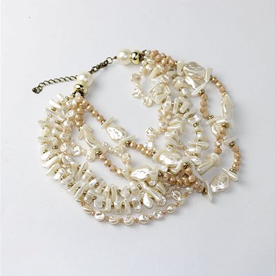 Colar Metal Curto Pérola e Bege