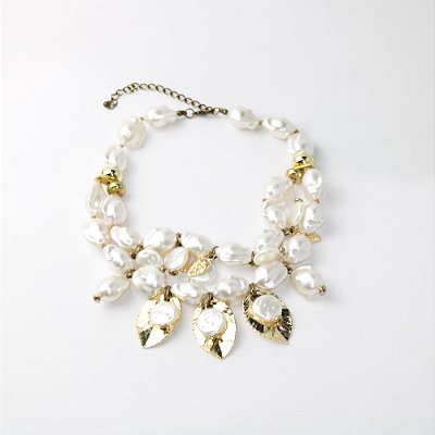 Colar Metal Folha Pérola