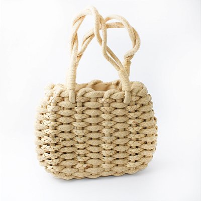 Bolsa de Palha Trançada com Alça de Mão