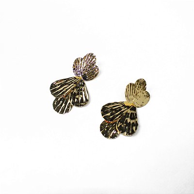 Brinco Maxi Metal Dourado Flor Texturizada