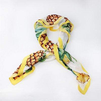 Echarpe em Poliéster Estampa Abacaxi