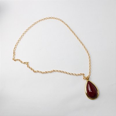 Colar Metal Elos com Pingente Gota Vinho e Dourado