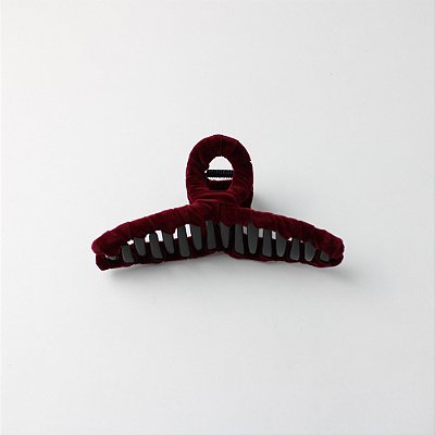 Prendedor de Cabelo Piranha em Veludo