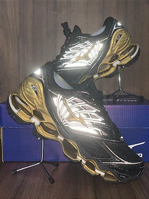 tenis mizuno verde fluorescente