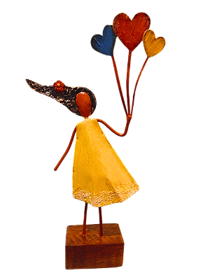 Menina Três Corações