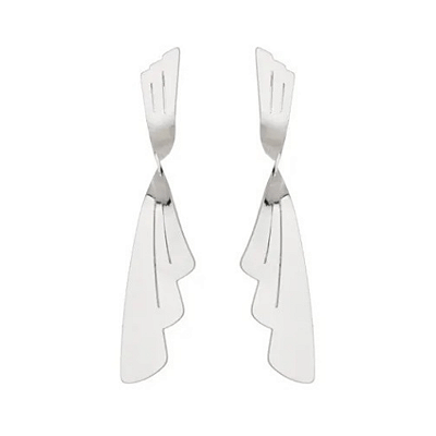 Brinco Leque Torcido Vertical 5cm de comprimento Banhado a Prata