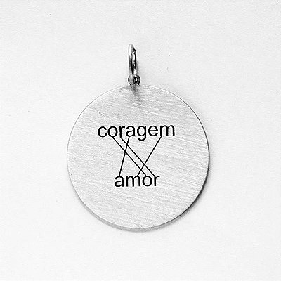 Pingente coragem/amor