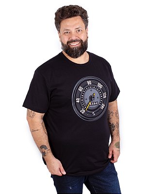 Camiseta Plus Size Fusca Velocímetro Preta.