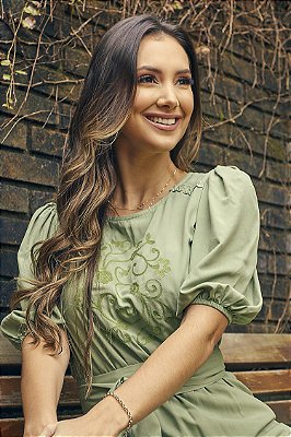 Dellilu - Moda Clássica e Executiva