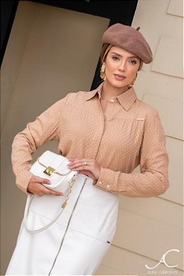 Camisa Areia Com Risca De Giz Off White Em Viscose Texturizada Aline Cerkunvis - 4451