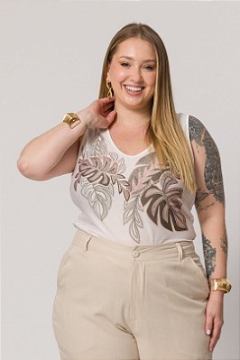 Blusa Plus Size Off White Com Estampa Frontal Em Malha Lisamour - 202094