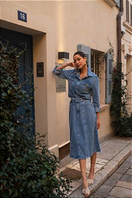 Saia Midi Jeans Com Bolsos Frontais E Traseiros Acompanha Cinto Doce Trama - 105446