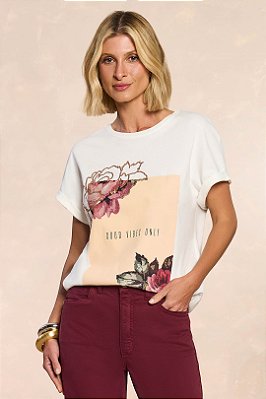 T-Shirt Off White Com Estampa Frontal E Lantejoulas Doce Trama - 106321