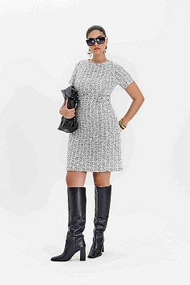 Vestido Em Tweed Com Detalhe De Martingale Frontal Elegance All Curves - 053590