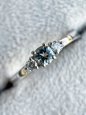 Anel Nina - ouro branco 18K, com banho de ródio, água-marinha e diamantes